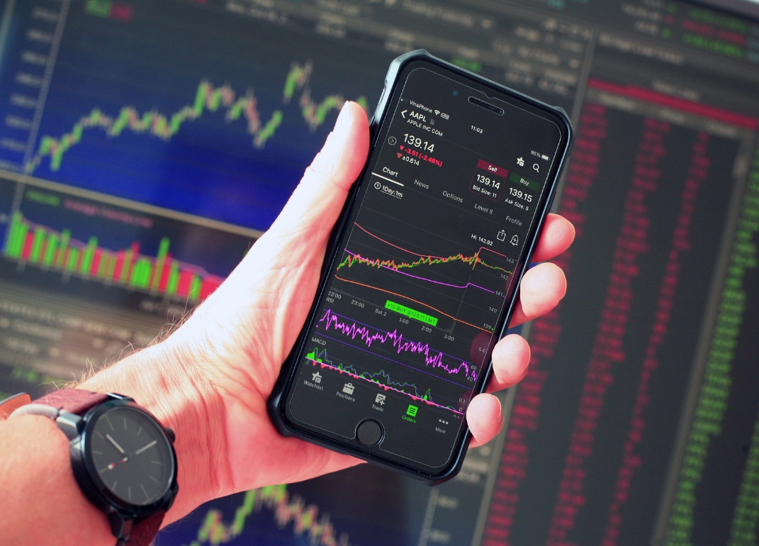 Why Passive Retail Flows Are Creating Mini-Bubbles in Sector ETFs